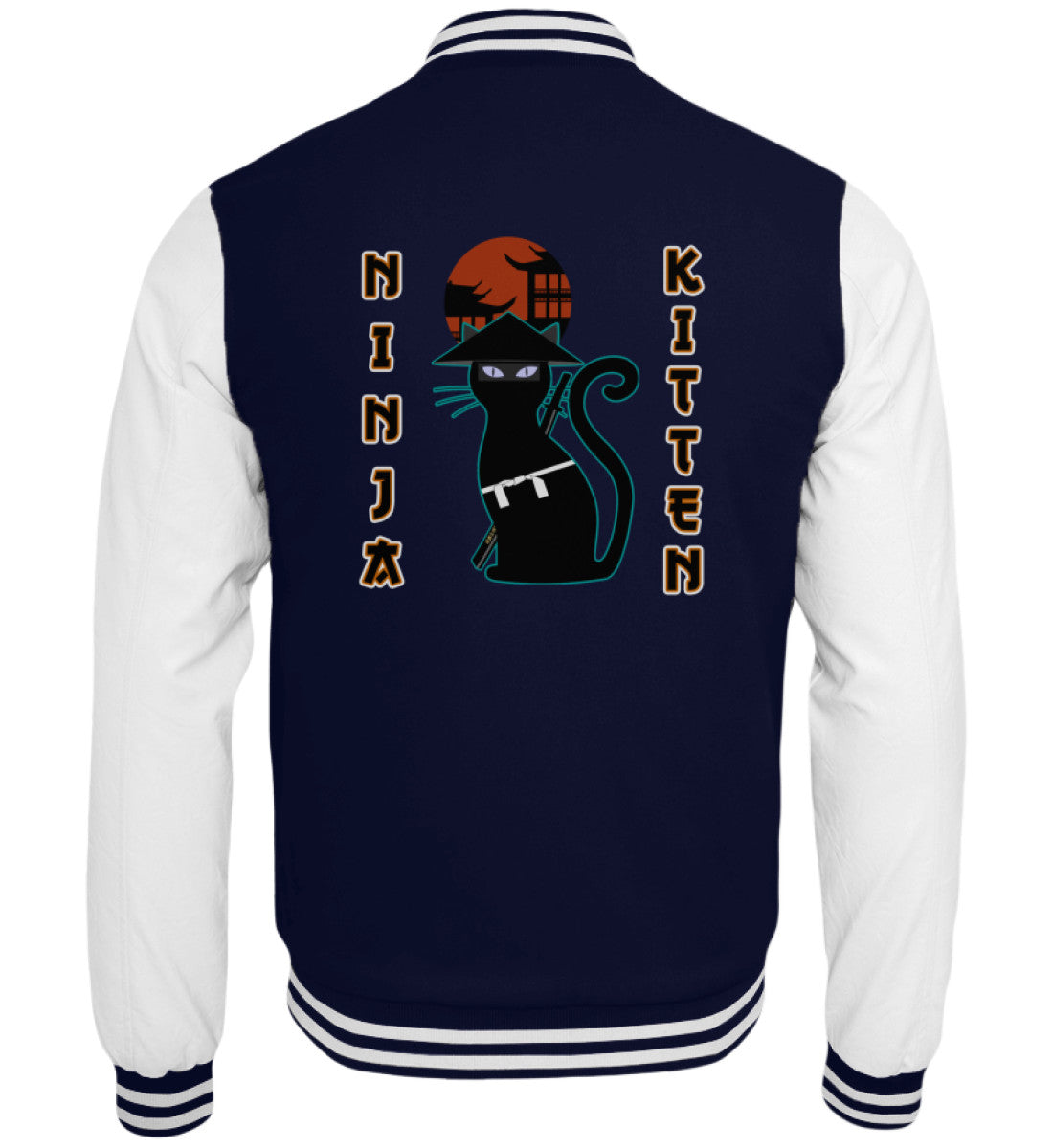 Navy-weiße Collegejacke mit Ninja-Katze und Schriftzug Ehren Kitten vertikal angeordnet