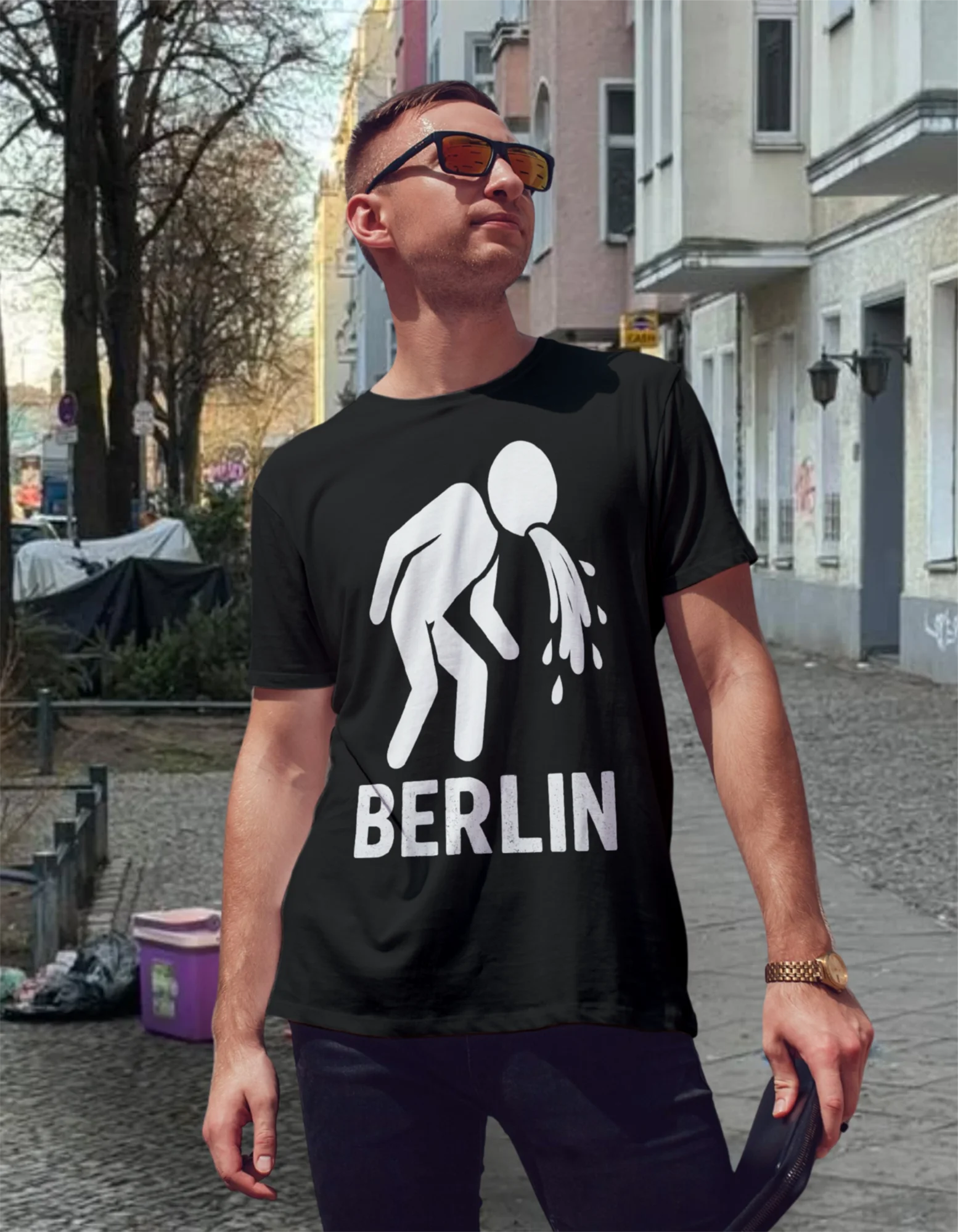 BERLIN ist zum ... | Shirt für Hauptstadt-Hasser  - Herren Premiumshirt