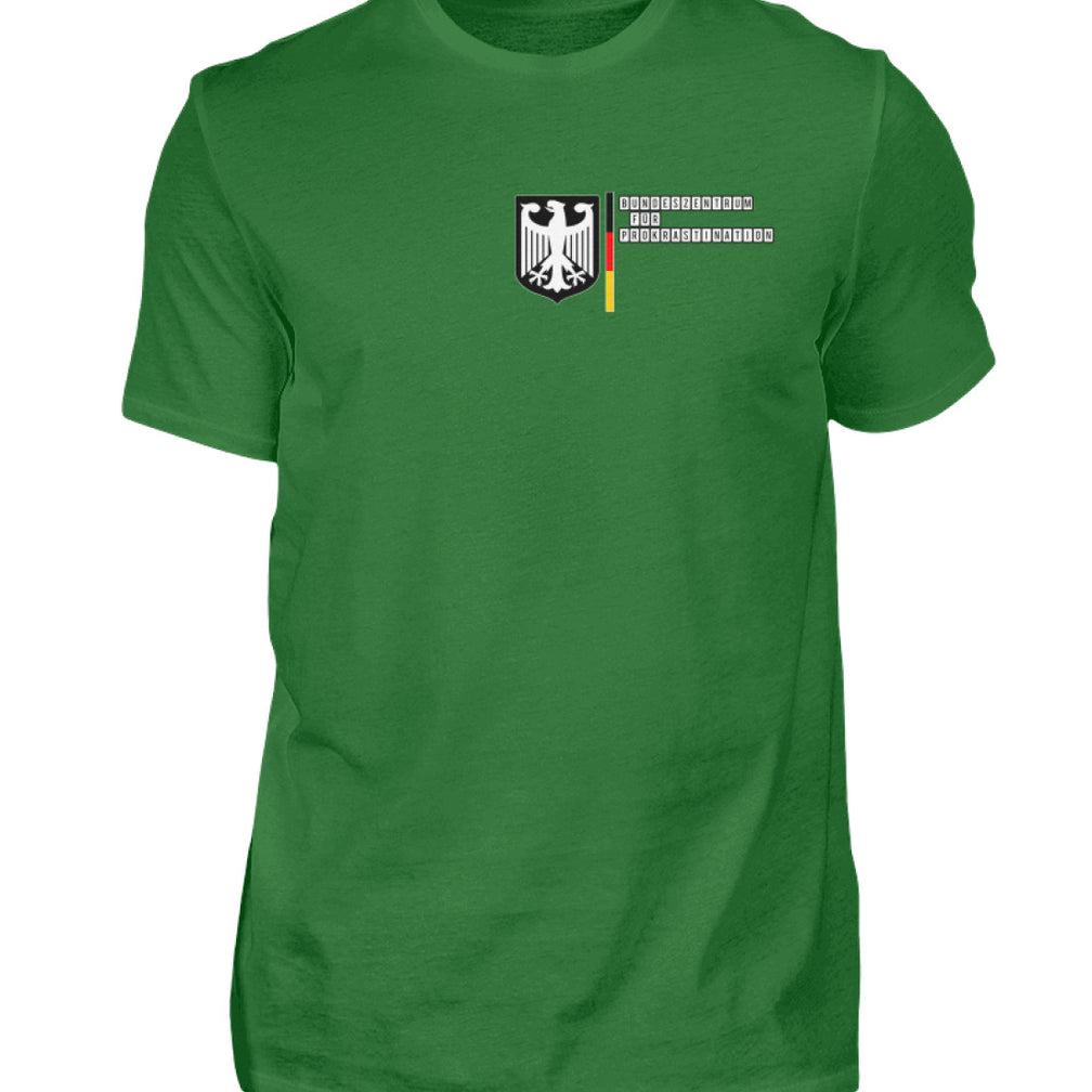 Unser Herrenshirt mit einem lustigen Prokrastinationsdesign ist genau das Richtige für alle, die den Kampf gegen das Aufschieben mit Humor nehmen. Dieses Shirt ist mehr als nur ein Kleidungsstück; es ist eine Hommage an die Kunst der Ablenkung.